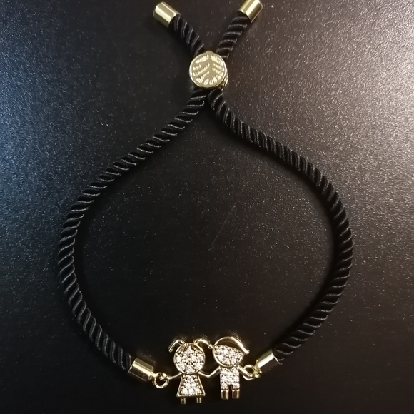 Boy and girl bracelet - Picture 1 of 5